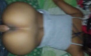 Rica niña se 18 años